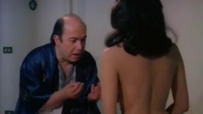 Donatella Damiani In La Liceale Seduce I Professori - Film nackt