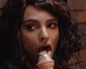 Emily Ratajkowski nude - WELCOME HOME