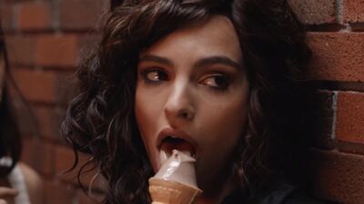 Emily Ratajkowski nude - WELCOME HOME