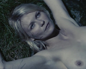 Kirsten Dunst nude - Melancholia