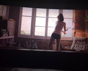 Mary Elizabeth Winstead naked - All About Nina