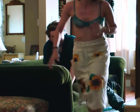 Maggie Gyllenhaal naked - The Kindergarten Teacher