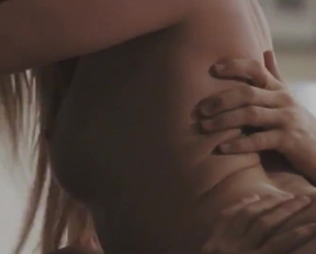 Amber Heard nude - The Jonesses