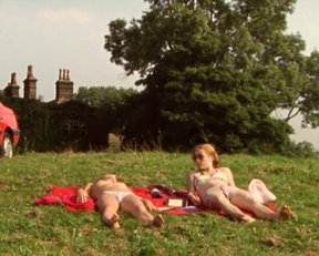 Emily Blunt nackt - My Summer Of Love