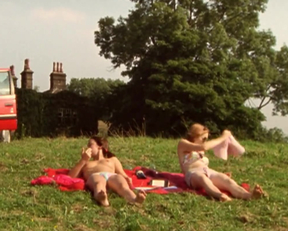 Emily Blunt nackt - My Summer Of Love