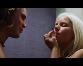 Samantha McLeod nude - Snakes On A Plane