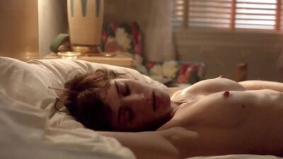 Lizzy Caplan Having Fun-Masters Of Sex