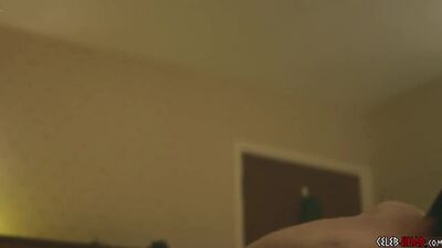 Aimee Lou Wood Nude - Netflix S01e01