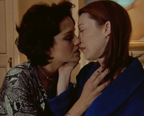Molly Parker, Carla Gugino Making lesbian sex scene  - The Center Of The World