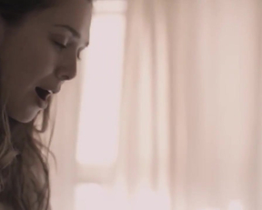 Elizabeth Olsen sexy - Sorry For Your Loss