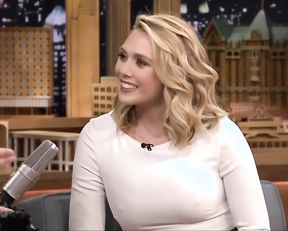 Elizabeth Olsen sexy