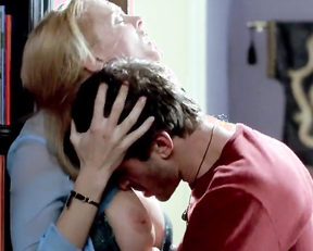 Heather Graham nude - Killing Me Softly