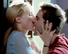 Heather Graham nude - Killing Me Softly