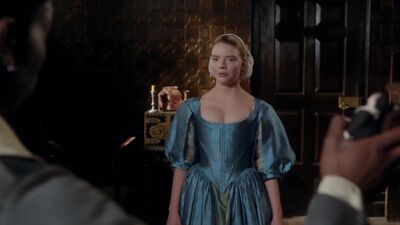 Anya Taylor-Joy - The Miniaturist - Film nackt