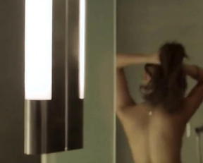 Stefanie Scott nude - I.T.