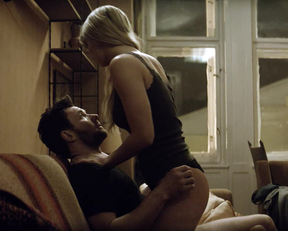 Jennifer Lawrence nude - Panties Scene