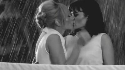 Carla Gugino, Cameron Richardson - Hotel Noir