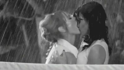 Carla Gugino, Cameron Richardson - Hotel Noir