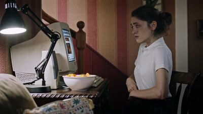 Natalia Dyer In 'YES, GOD, YES' - Film nackt