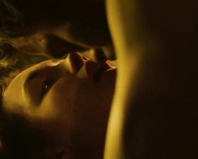 Florence Pugh nude - Outlaw King