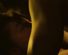 Florence Pugh nude - Outlaw King