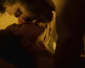 Florence Pugh nude - Outlaw King