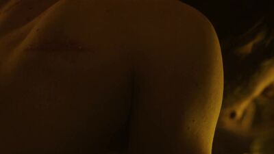 Florence Pugh nude - Outlaw King