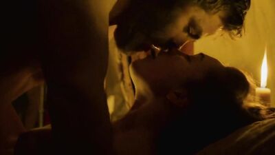 Florence Pugh nude - Outlaw King