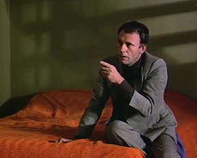 Catherine Deneuve nude - L'Agression