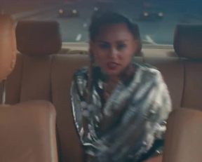 Miley Cyrus nude - Nothing Breaks Like A Heart