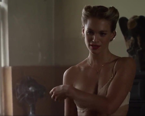 Julie Engelbrecht tits - Beyond Valkyrie