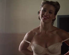 Julie Engelbrecht tits - Beyond Valkyrie