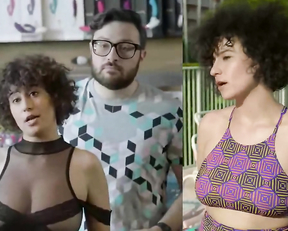 Ilana Glazer sexy