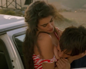 Penelope Cruz tits