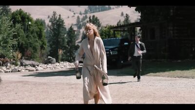 Kelly Reilly nude - Yellowstone S01e03