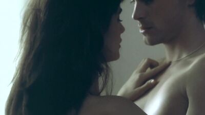 Demi Moore nude - About Last Night 1986
