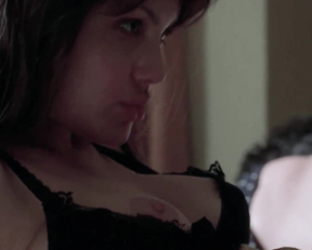 Angelina Jolie nude - Pushing Tin - Nipples