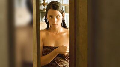 Astrid Berges-Frisbey nude - The Sea Wall