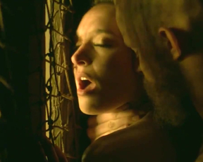 Josefin Asplund nackt - Vikings