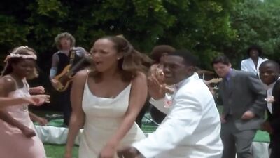 Tyra Banks - Love Stinks