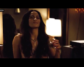 Paula Patton nude - 2 Guns