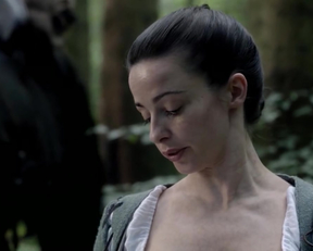 Laura Donnelly nude - Outlanders S1E14