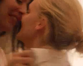 Ruth Vega Fernandez, Liv Mjönes - Kiss Me