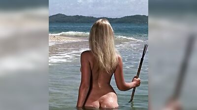 Helen Mirren nude - Age Of Consent