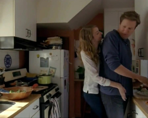 Lauren Lapkus nude - Crashing S01E01