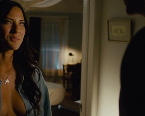 Olivia Munn, Nicole Moore - The Babymakers