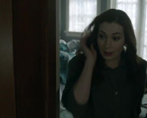 Felicia Day nude - The Magicians S03E08