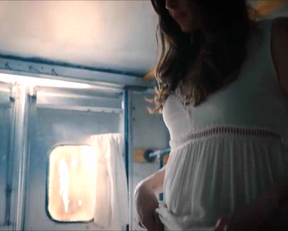 Liv Tyler sexy - The Leftovers