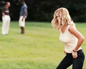 Alice Eve Sexy - The City 2