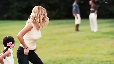 Alice Eve Sexy - The City 2